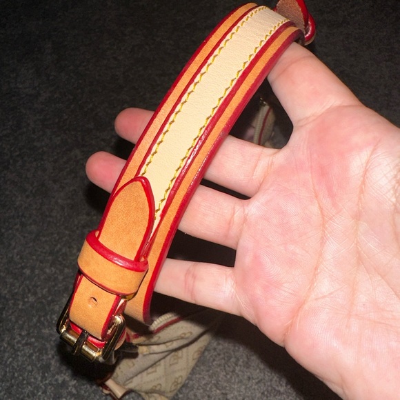 Dooney and Burke shoulder bag - Picture 6 of 10